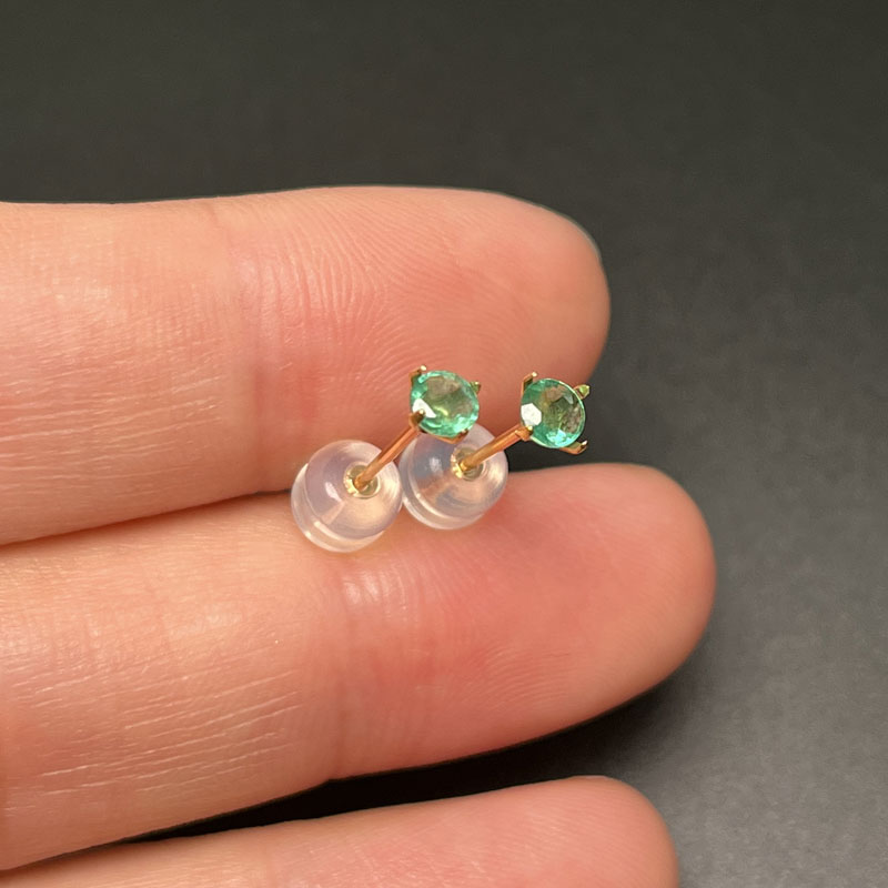 Body Jewelry Diamond - Серьги-гвоздики из желтого золота с изумрудом,