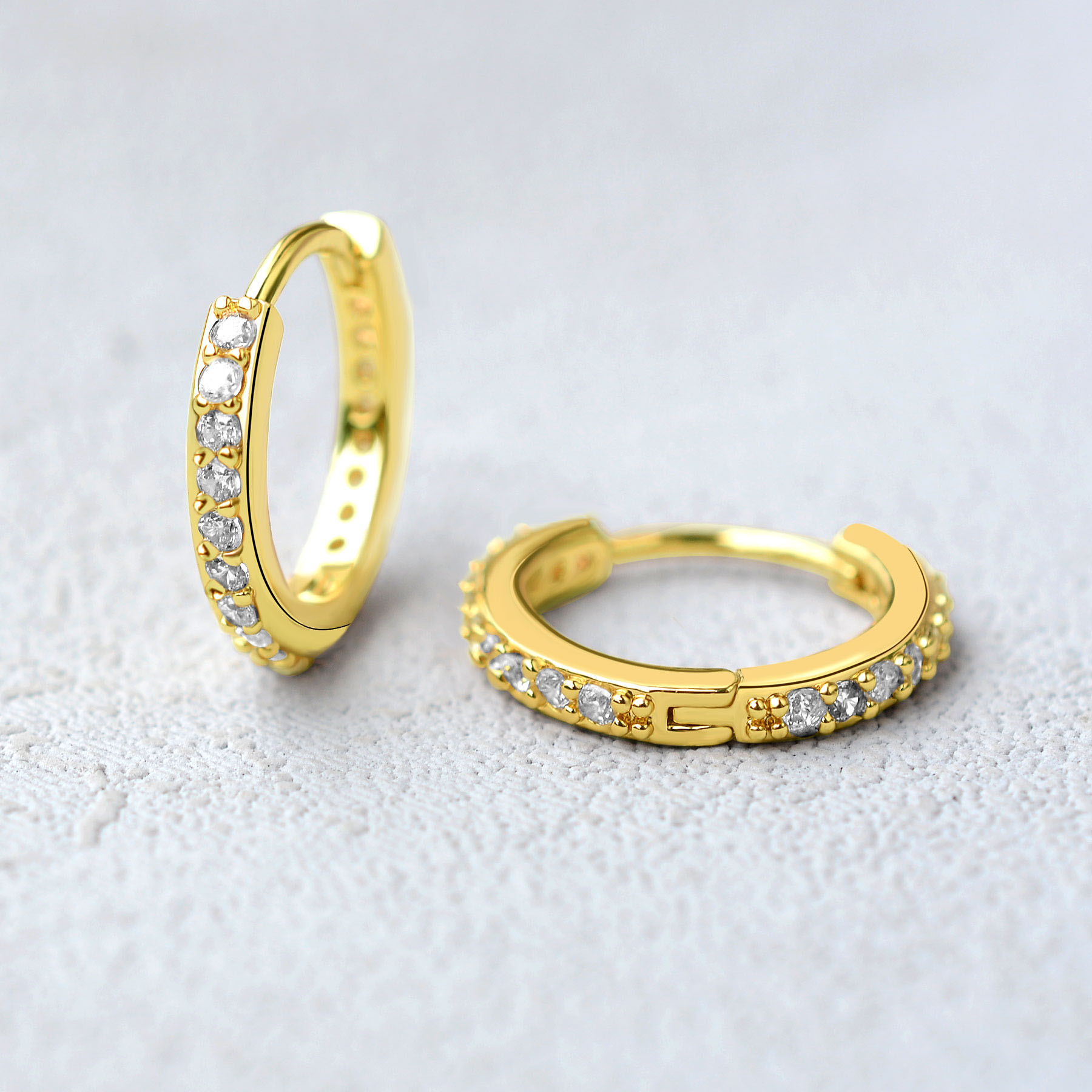 Радужные серьги-кольца с цирко – обзор и цена Helix Cartilage Ring